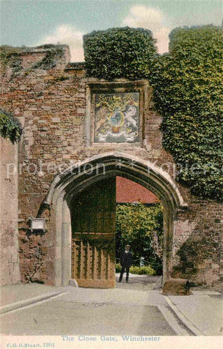 Winchester Close Gate