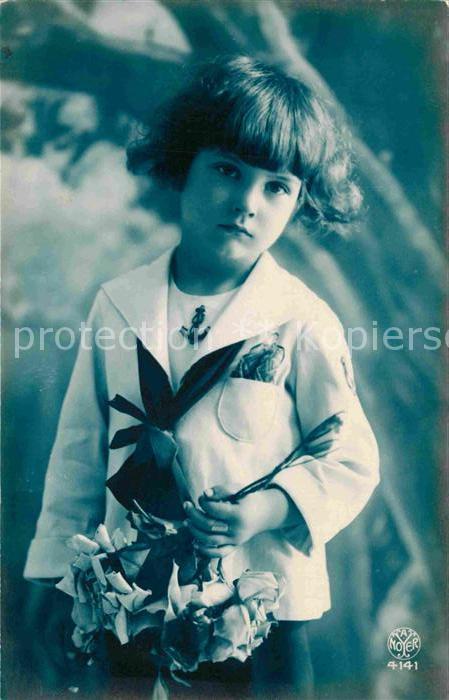 Foto AN Paris (Noyer) Nr. 4141 Kind Matrosenanzug Rosen