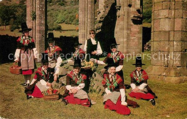 Trachten England Welsh National Costume
