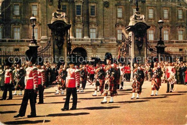 Leibgarde Wache Drummers and Pipers Scots Guards Buckin