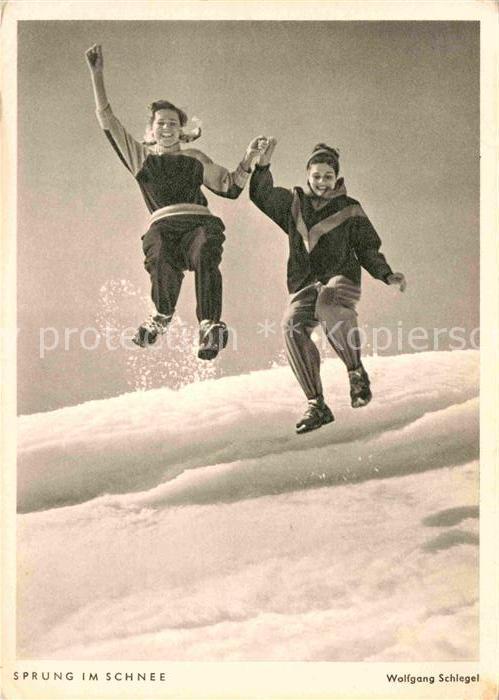Fotografie Wolfgang Schlegel Sprung im Schnee