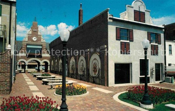 Pella USA Klokkenspel Franklin Place Mall