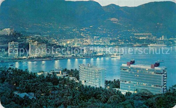 Acapulco Crepusculo sobre la Bahia Panorama Buch