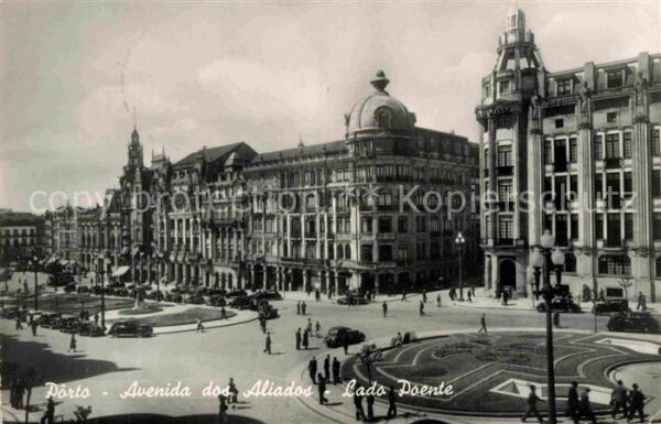 Porto Portugal Avenida dos Aliados Lado Poente