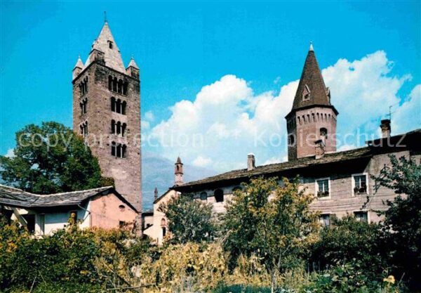 Aosta Collegiata e Campanile romanico di Sant