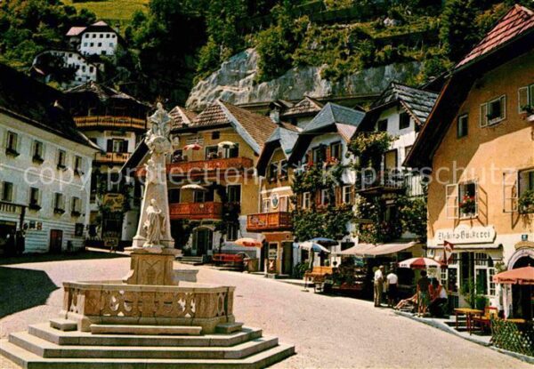 Hallstatt Austria Marktplatz Brunnen Alte Keltensiedlung