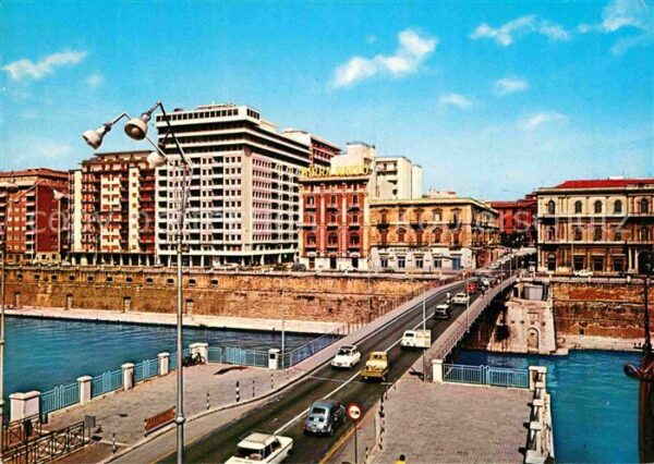 Taranto Ponte girevole e Corso Due Mari