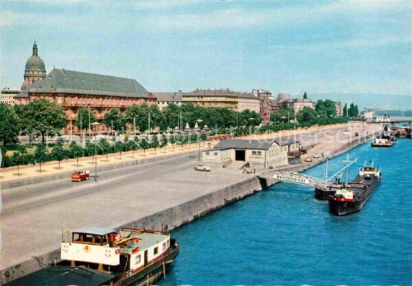 Mainz Rhein Rheinufer mit Kurfürstl Schloss