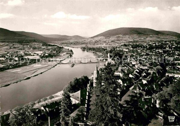 Miltenberg Main Blick vom Bergfried ins obere Maintal m