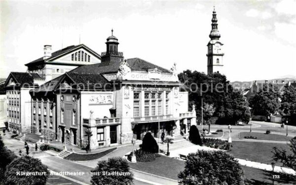 Klagenfurt Woerthersee Stadttheater Stadtturm