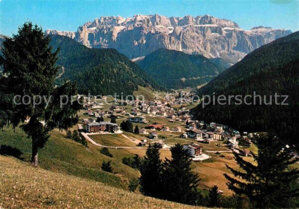 Wolkenstein Groeden Panorama Sella Gruppe