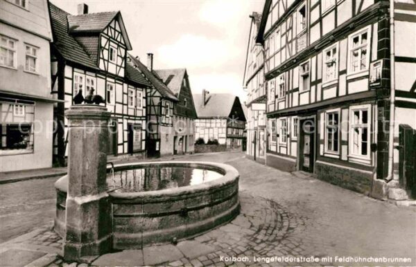 Korbach Lengefeldstraße mit Feldhühnchenbrunnen