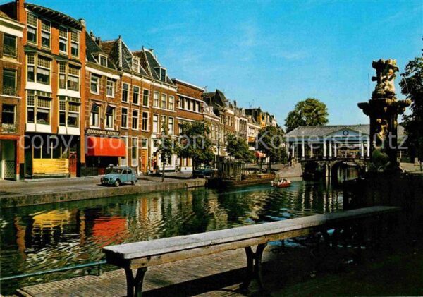 Leiden Koornbrug met Nieuwe Rijn