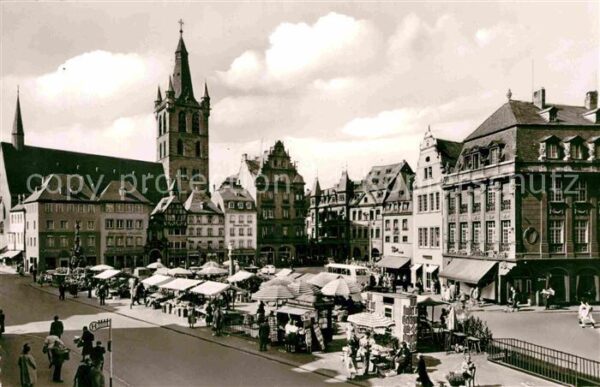 Trier Hauptmarkt mit St Gangolph Kirche