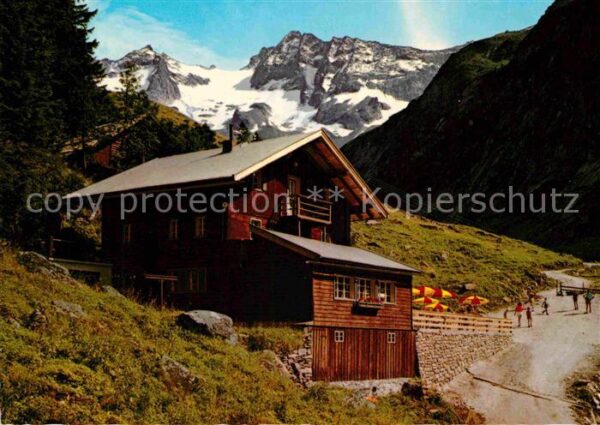Mayrhofen Zillertal Alpengasthaus Grüne Wand Hütte mit Kass