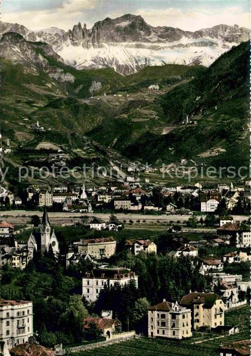 Bozen Suedtirol Panorama mit Rosengarten Dolomiten
