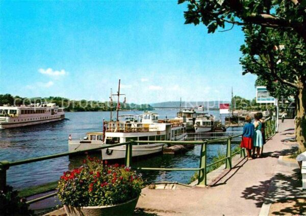 Biebrich Wiesbaden Rheinufer Schiffsanlegestelle