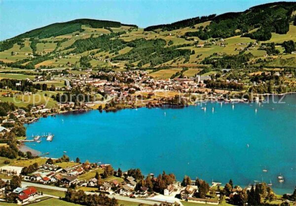 Mondsee Salzkammergut Fliegeraufnahme