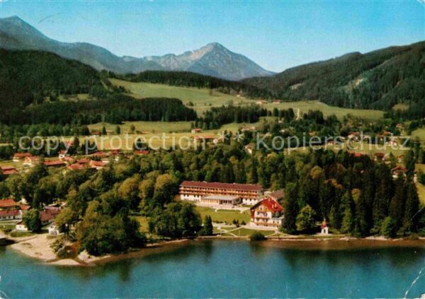 Bad Wiessee mit Haus Hubertus und Kampen Fliegerauf