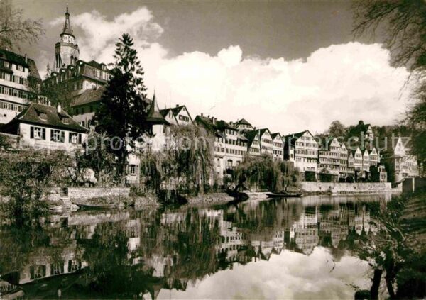 Tuebingen am Neckar beim Hölderlinturm