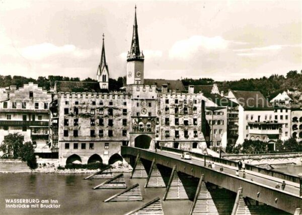 Wasserburg Inn Innbrücke mit Brücktor