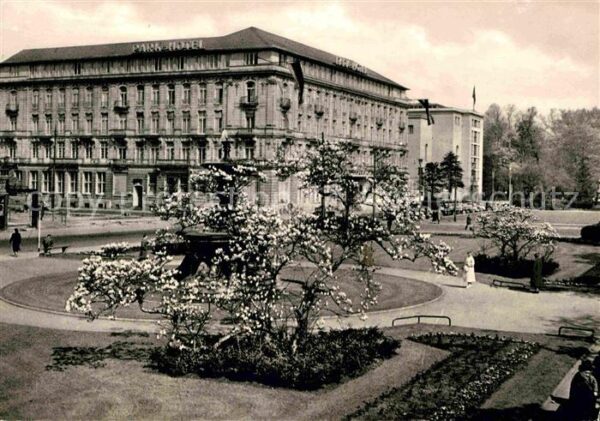 Duesseldorf Corneliusplatz