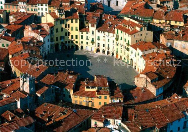 Lucca Anfiteatro Romano Fliegeraufnahme