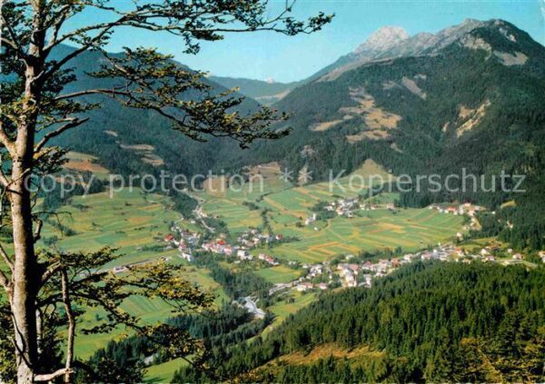 Weissbriach Panorama mit Reiskofel
