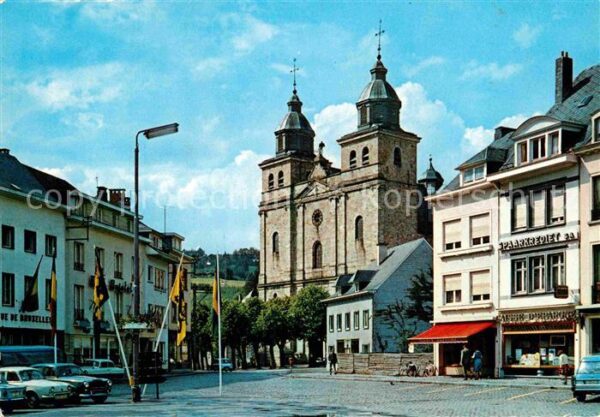 Malmedy Wallonie Albertplatz mit Kathedrale