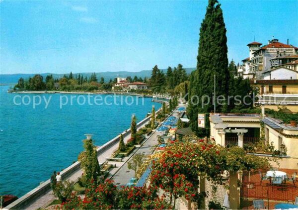 Gardone Garda Lungolago