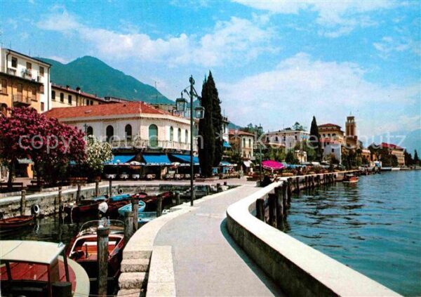 Gardone Garda Lungolago