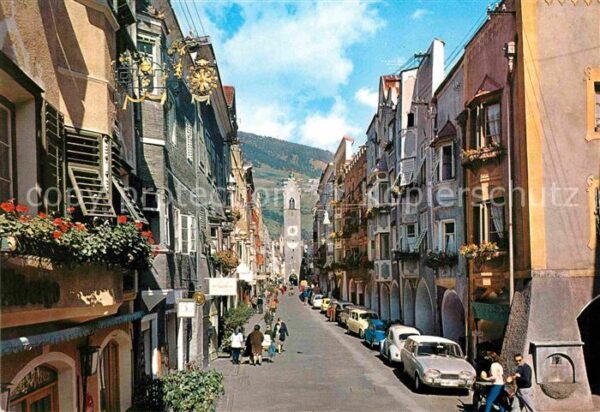 Vipiteno Sterzing Strassenpartie mit Kirche