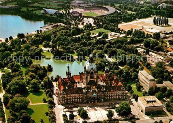 Hannover Neues Rathaus mit Sportzentrum Fliegera