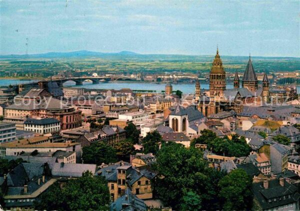 Mainz Rhein Panorama mit Dom und Rheinbrücke