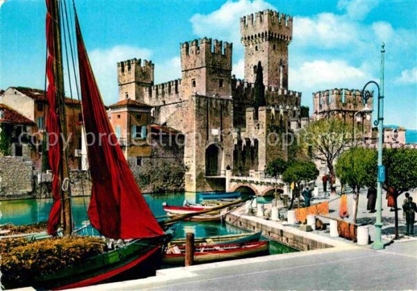 Sirmione Lago di Garda Schloss Scaligero