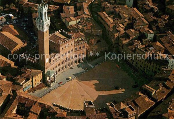 Siena Fliegeraufnahme Piazza del Campo