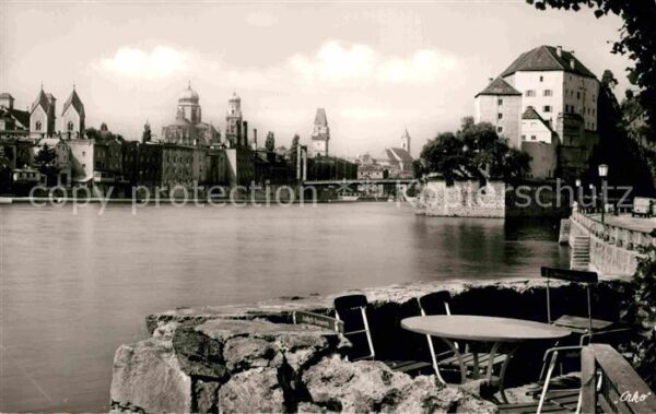 Passau Zusammenfluß Donau und Ilz mit Niederha