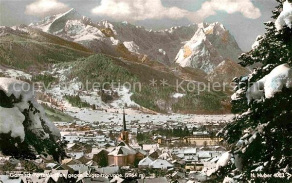 Garmisch-Partenkirchen mit Zugspitzgruppe