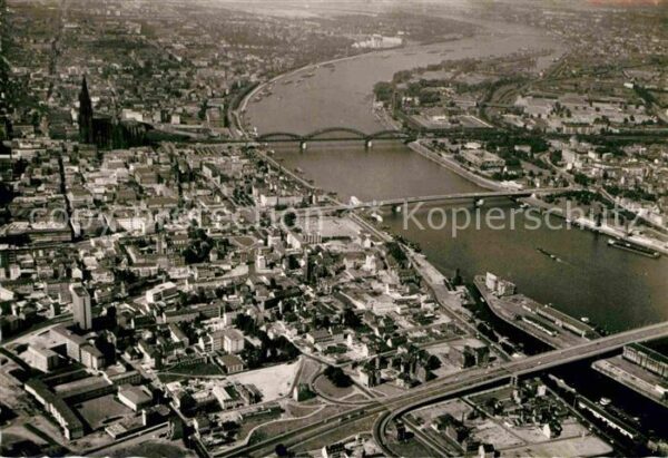 Koeln Rhein Fliegeraufnahme Dom Hohenzollernbrücke