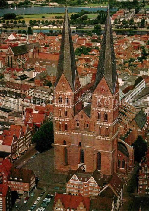 Luebeck Fliegeraufnahme St. Marien