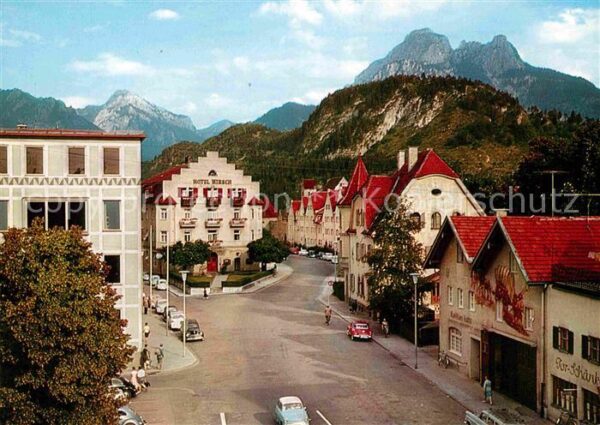 Fuessen Allgaeu Schulhausplatz mit Sebastianstrasse und