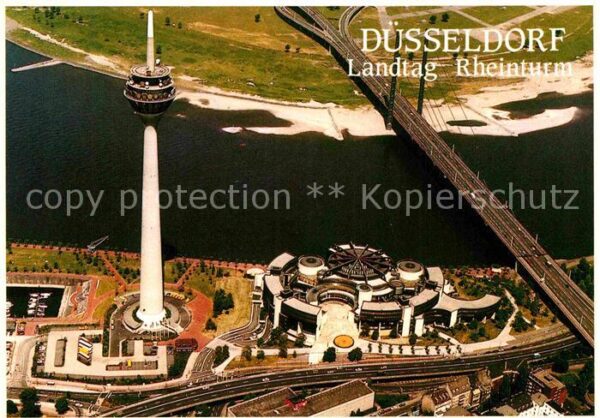 Duesseldorf Landtag und Fernmeldeturm Rheinturm Brü