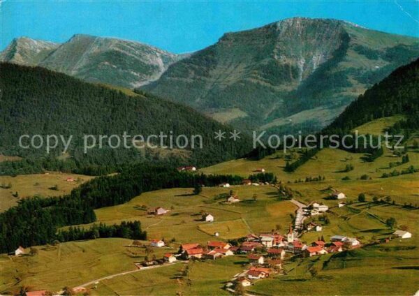 Steibis Bergdorf mit Hochgrat Rindalphorn Allgä