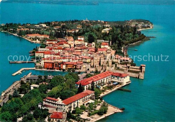 Sirmione Lago di Garda Gardasee Fliegeraufnahme