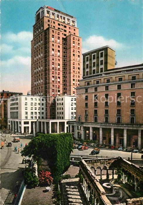 Genova Genua Liguria Grattacielo dell orologiio e Casa di Co