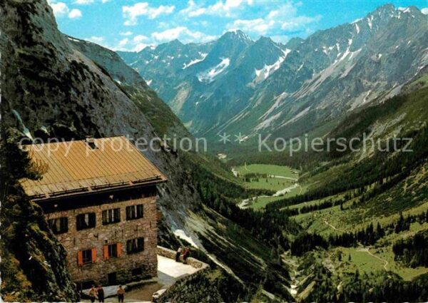 Karwendelhaus Schutzhaus Fernsicht Alpenpanorama