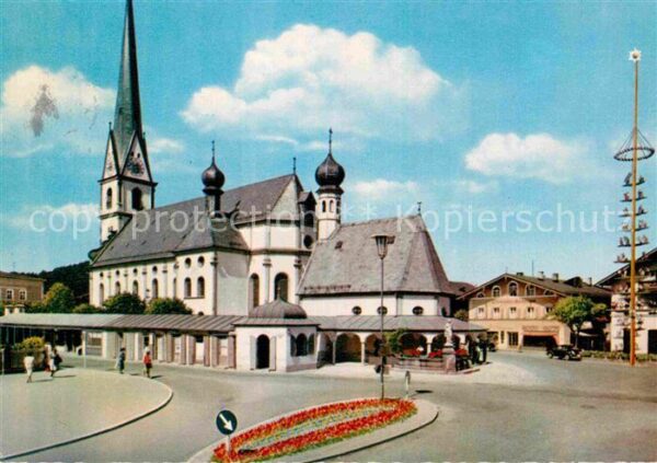 Prien Chiemsee Pfarrkirche Maibaum