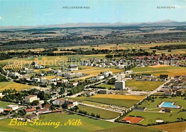 Bad Fuessing mit Blick zum Höllengebirge Schafberg F
