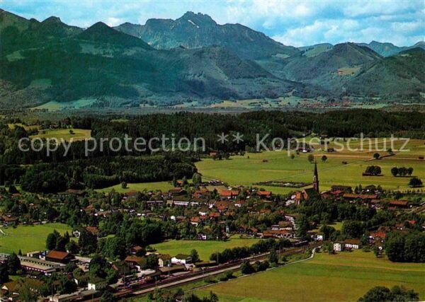 Uebersee mit Kampenwand Fliegeraufnahme