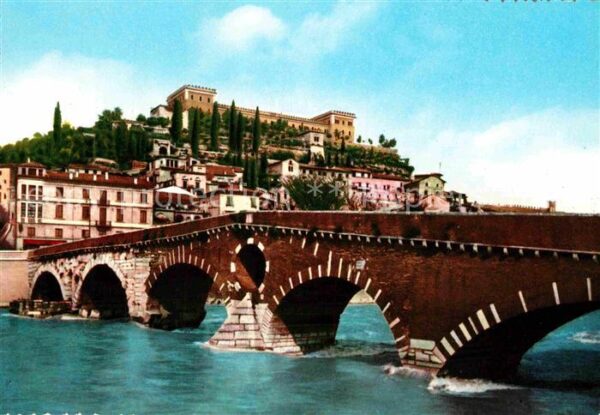Verona Veneto Ponte Pietra e Castel San Pietro
